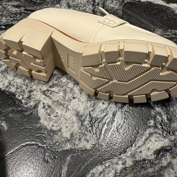 MIA Women's Cream Loafers - Picture 4 of 6